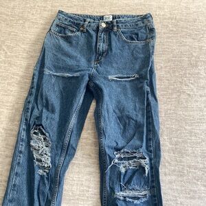 Urban Outfitters mom jean